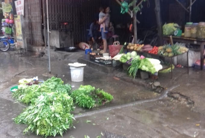Hà Nội: Rau tăng giá đột ngột sau cơn bão số 1