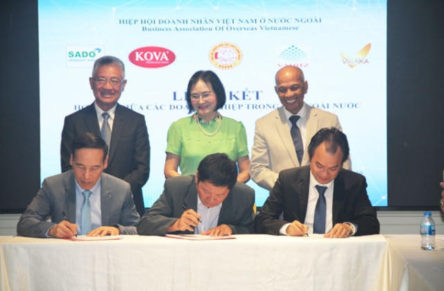 Báo Pháp luật Việt Nam góp phần đưa hình ảnh Kova đến gần hơn với khách hàng