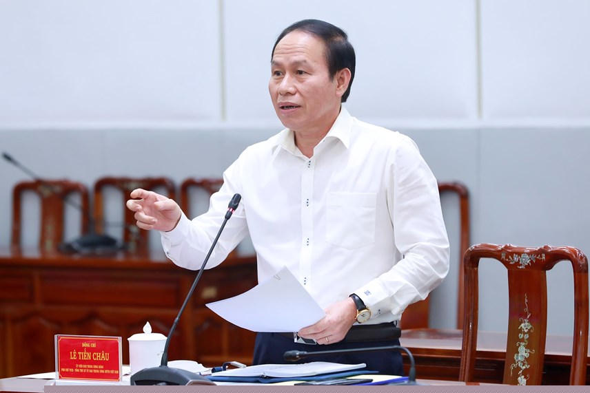 Phó Chủ tịch - Tổng Thư ký Lê Tiến Châu phát biểu tại cuộc họp.