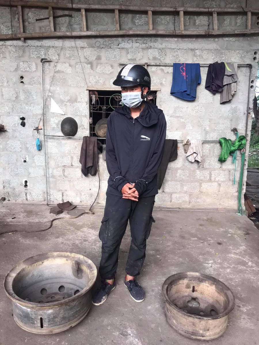 Đối tượng cùng tang vật vụ việc