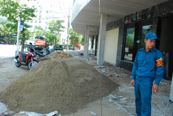 UBND phường sẽ có buổi làm việc để giải quyết phản ánh đúng đắn của người dân.