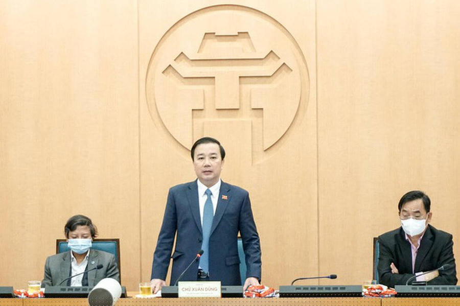 ng Chử Xuân Dũng, Phó Chủ tịch UBND TP. Hà Nội chủ trì cuộc họp