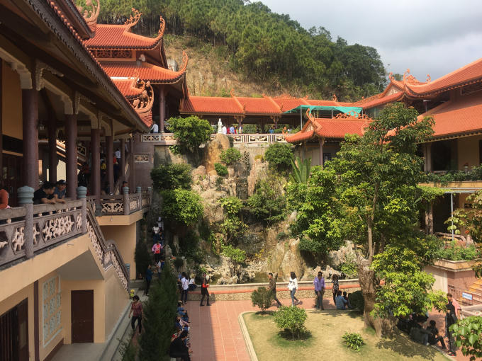 Quang cảnh Thiền Viện Trúc Lâm Giác Tâm bên trong