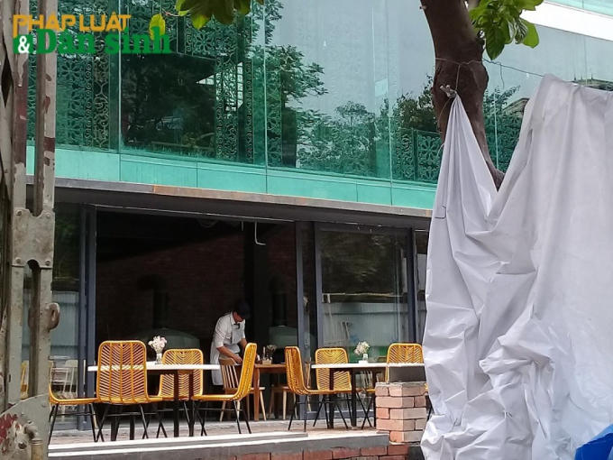 Tầng 1 của công trình đã được sử dụng để mở quán?