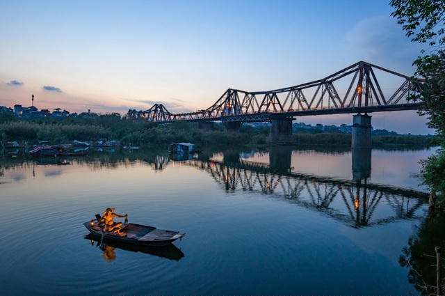Cầu Long Biên