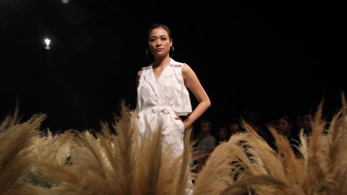 Bản tin Thời trang Plus số 11: Đêm Ready To Wear đầu tiên tại tuần lễ thời trang Việt Nam Thu Đông 2017