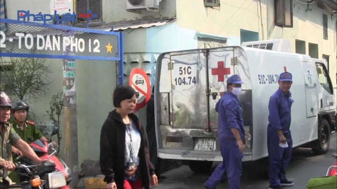 TP Hồ Ch&iacute; Minh: Nghi &aacute;n giết xe &ocirc;m cướp t&agrave;i sản