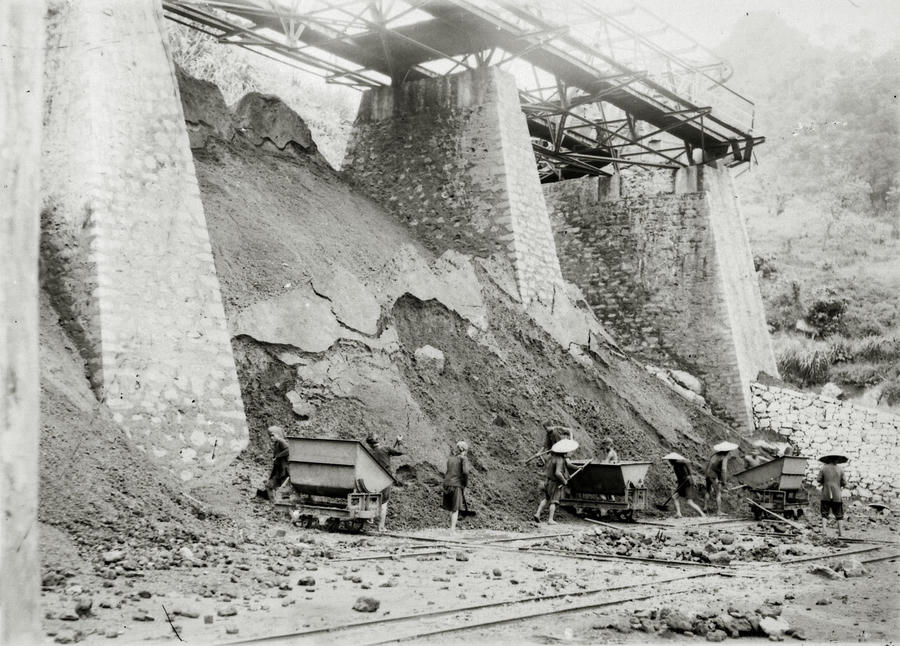 loat anh hiem ve mo chi kem khong lo o viet nam 100 nam truoc hinh anh 9