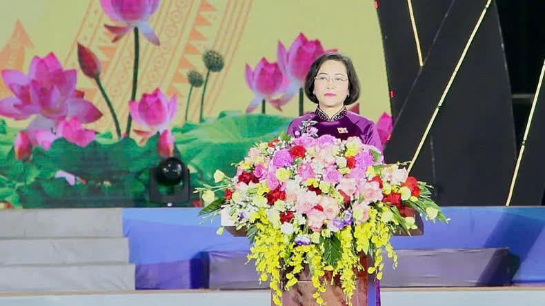 Phó Chủ tịch Quốc hội Nguyễn Thị Thanh phát biểu tại buổi lễ.