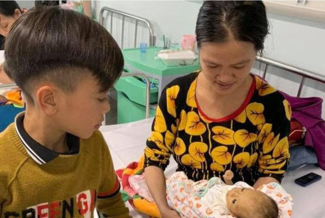 Vì Quyết Chiến đã được thăm em và mẹ tại bệnh viện.