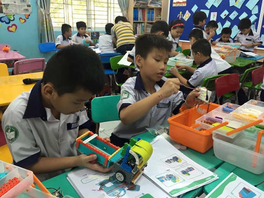 Giáo viên không được dùng lời lẽ xúc phạm học sinh, tôn trọng sự khác biệt của học sinh.