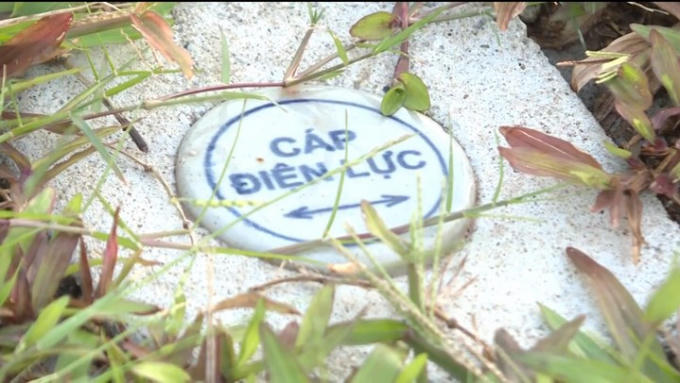 Đoạn đường này có sẵn hệ thống cáp điện.