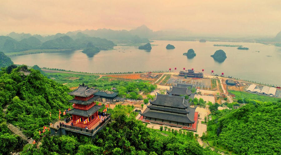 chua-tam-chuc_1-1024x565