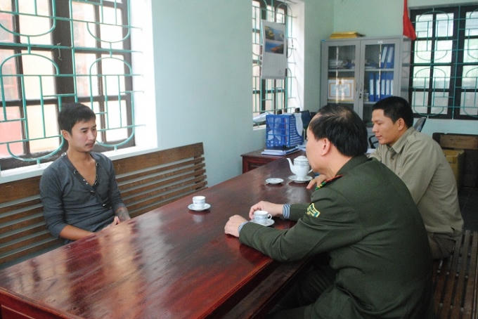 Cường tại cơ quan điều tra. (Ảnh: Duy Ngợi).