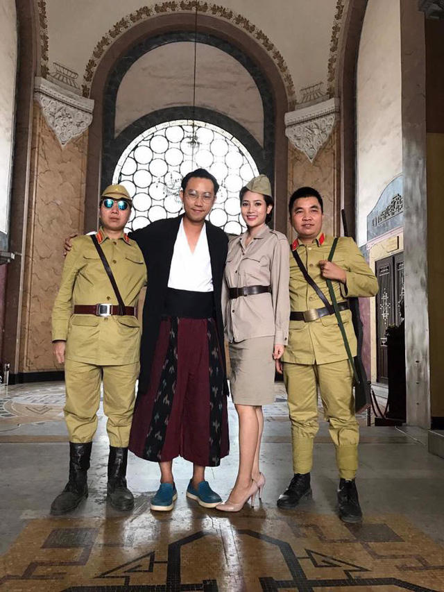 Kiều nữ &ldquo;Đại gia ch&acirc;n đất&rdquo; m&eacute;o mặt đ&oacute;ng cảnh m&aacute;t mẻ trong h&agrave;i Tết