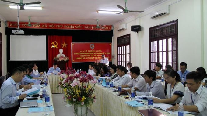 Ngành Tư pháp Thừa Thiên Huế làm việc với Đoàn công tác Bộ Tư pháp.