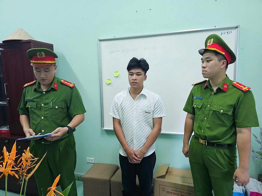 Công an tỉnh Tuyên Quang khởi tố Nguyễn Huy Khánh hành vi vi phạm quy định về bảo vệ động vật nguy cấp, quý hiếm. (Ảnh: Công an Tuyên Quang).