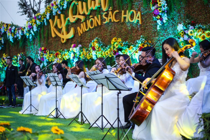 Kh&ocirc;ng kh&iacute; Tết c&oacute; một kh&ocirc;ng hai tại c&aacute;c khu vui chơi giải tr&iacute; Sun World