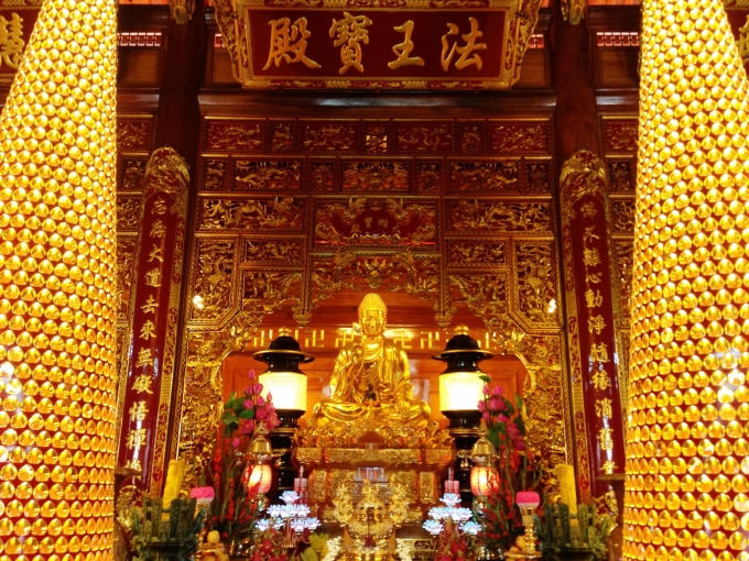 Vẻ tráng lệ khiến những người ngắm nhìn không khỏi ngỡ ngàng.