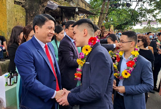 Hoi-an-phuc-hoi-du-lich