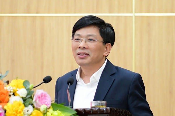 Ông Đặng Văn Dũng, Phó Trưởng Ban Nội chính Trung ương phát biểu tại hội nghị.
