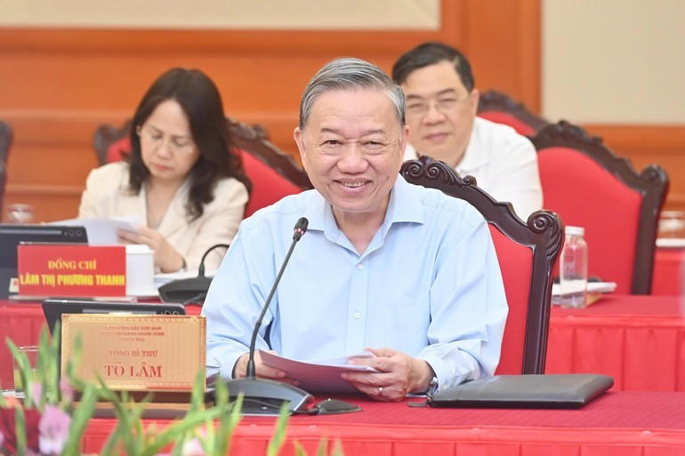 Tổng Bí thư Tô Lâm phát biểu tại cuộc làm việc với Ban Thường vụ Đảng uỷ Chính phủ. Ảnh: Nhandan.vn