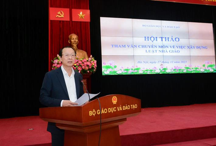 tham-van-chuyen-mon-luat-nha-giao