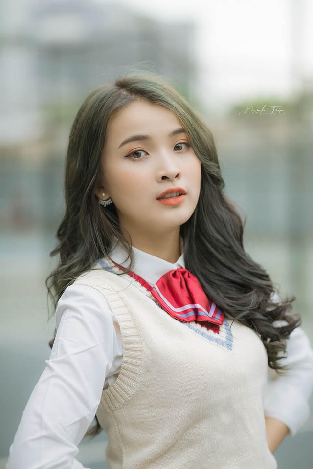 Đừng giữ những tiếc nuối về ngày xưa cũ nữa, buông bỏ để nhẹ lòng mà bước tiếp (Ảnh: Minh Tiến)