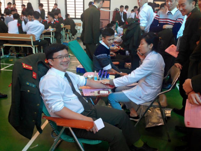 Hiến máu, một nghĩa cử cao đẹp.
