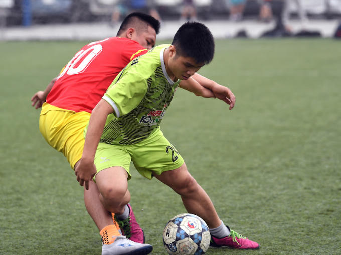 gia bong da cup thong nhat 1