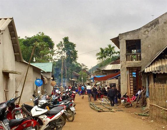 Hiện trường căn nhà xảy ra án mạng tại bản Lốc.