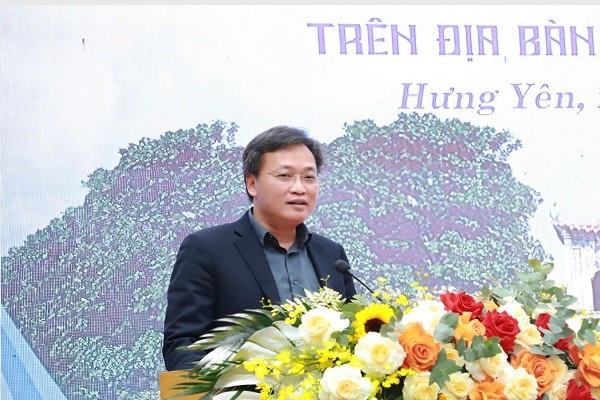 Bí thư Tỉnh ủy Hưng Yên, ông Nguyễn Hữu Nghĩa phát biểu tại hội thảo.