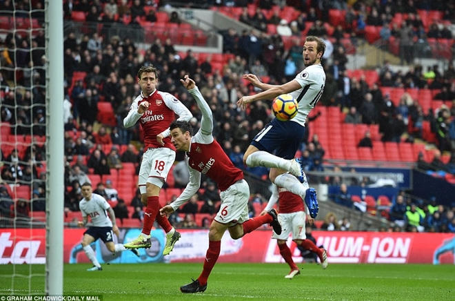 Harry Kane tiếp tục là ông vua của những trận derby London. Ảnh: Daily Mail.