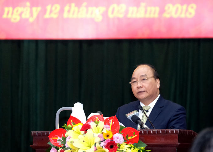 Thủ Tướng thăm, kiểm tra c&ocirc;ng t&aacute;c ứng trực tại Bộ Tư lệnh Thủ đ&ocirc;
