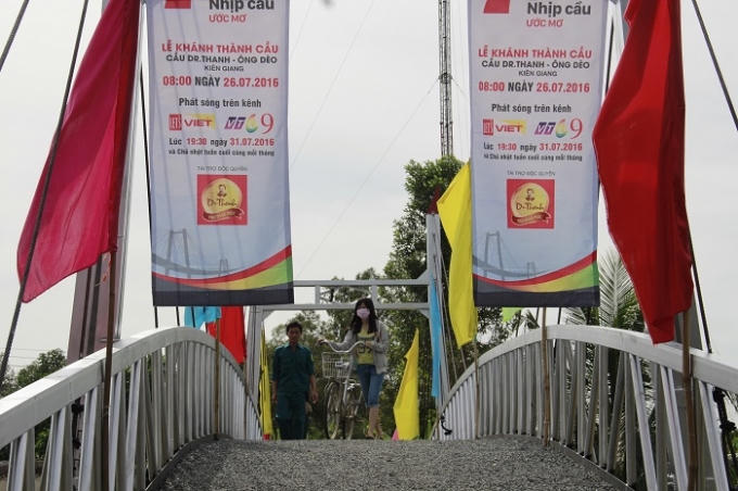 Cây cầu thép dây văng Dr Thanh – Ông Dèo vừa được khánh thành tại xã Hòa Thuận.