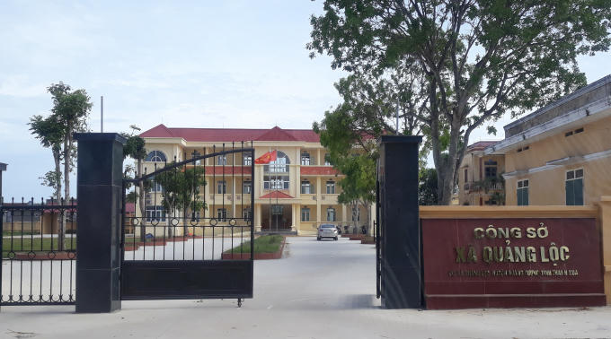 Công Sở xã Quảng Lộc, nơi đã xảy ra những vụ bê bối đất đai kéo dài nhiều năm qua. (Ảnh: A.Thắng)