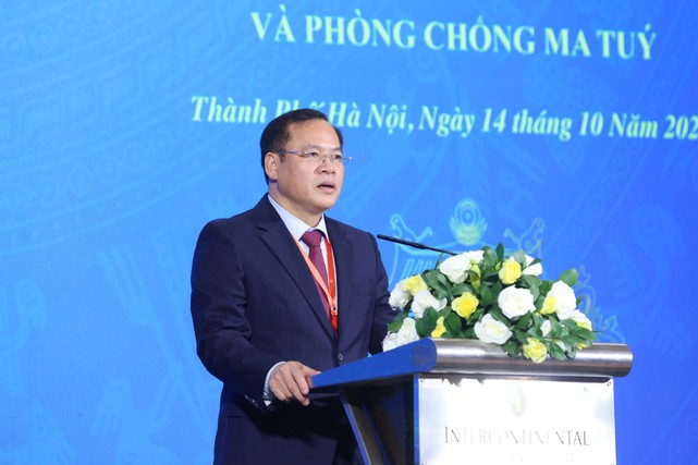 Trung tướng Nguyễn Văn Long, Thứ trưởng Bộ Công an phát biểu tại Hội nghị. Ảnh C04