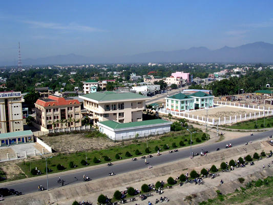 Quảng Ngãi cần khuyến khích hơn nữa trong thu hút đầu tư các dự án FDI.