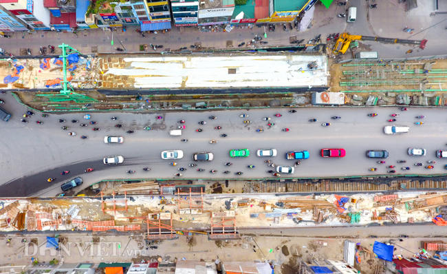 toan canh tuyen duong 9.400 ty o ha noi sau gan 2 nam thi cong hinh anh 4