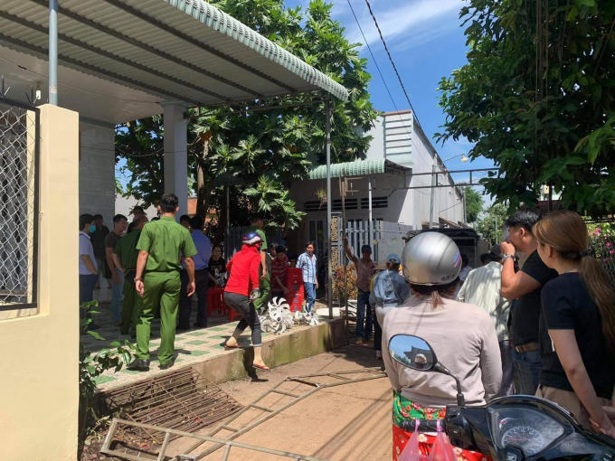 Hiện trường vụ án mạng.