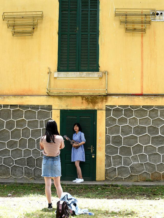 Dinh tỉnh trưởng dù hoang phế vẫn là một điểm đến khá hấp dẫn đối với du khách khi đến với Đà Lạt.