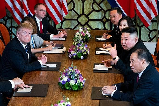 Cuộc họp giữa hai đoàn Mỹ - Triều ngày 28/2 tại Hà Nội Ảnh: New york times