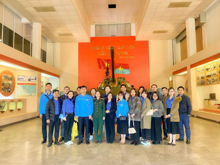 094A2AC1-8CED-47A3-99E0-52A892427490.