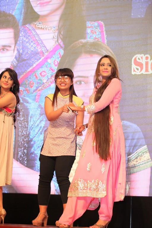 Ngỡ ngàng thanh tra Shiv