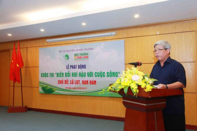 Ông Nguyễn Linh Ngọc - Thứ trưởng Bộ Tài nguyên và Môi trường phát biểu và chỉ đạo tại Lễ phát động cuộc thi