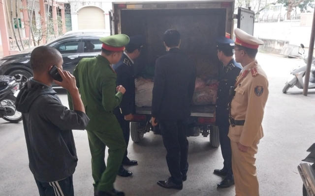 Bắc Giang: Phát hiện, tiêu hủy 167 kg sản phẩm từ lợn không rõ nguồn gốc