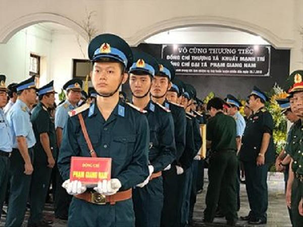 Lễ viếng và Lễ truy điệu 2 phi công hy sinh tại Nghệ An chính thức được tổ chức vào sáng nay 28/7/2018