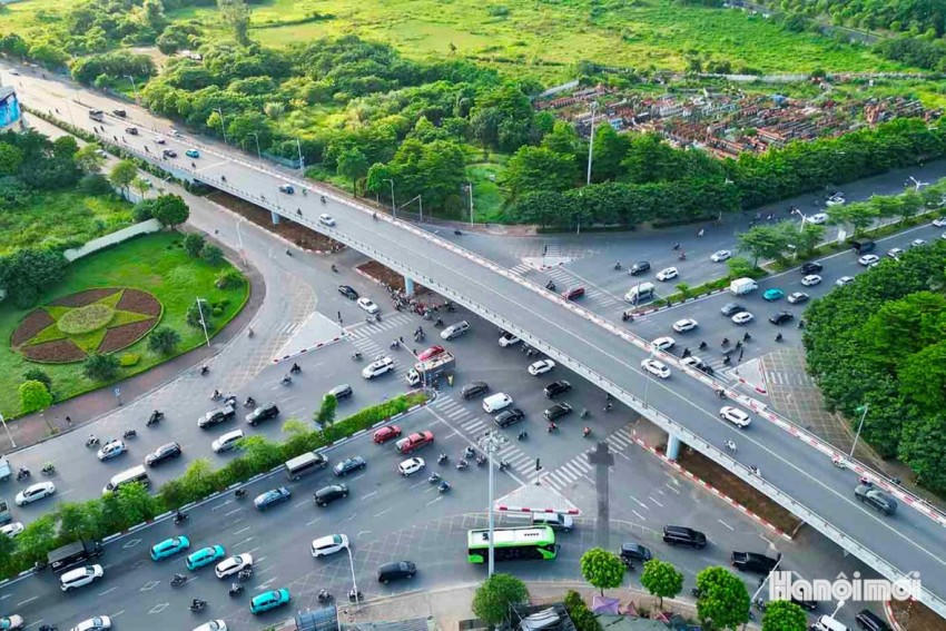 Dự án hầm chui Cổ Linh được triển khai nhằm hoàn thiện hạ tầng nút giao, tăng khả năng thông hành từ đường dẫn cầu Vĩnh Tuy sang phố Đàm Quang Trung và ngược lại. (Ảnh: Hà Nội Mới).