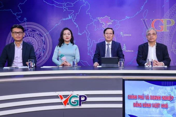 Các khách mời tham dự Tọa đàm