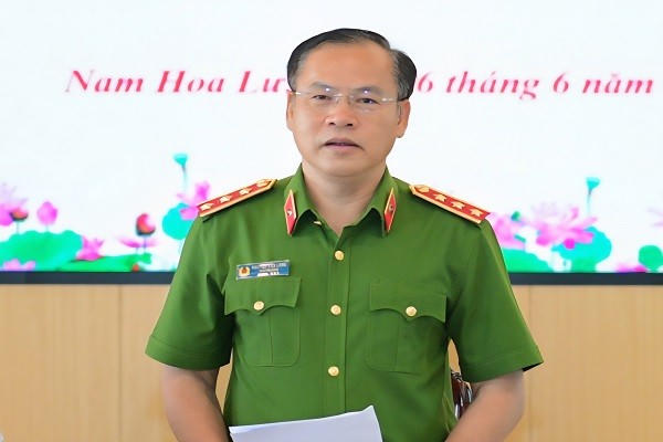 Thứ trưởng Bộ Công an Nguyễn Văn Long phát biểu tại buổi làm việc.